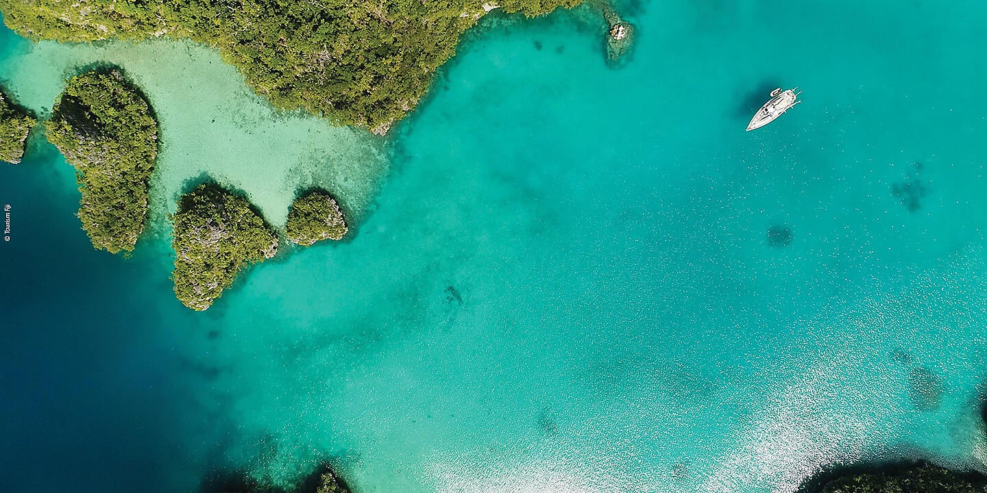 Crossing Melanesia: Australia to Fiji Crossing Melanesia: Australia to Fiji